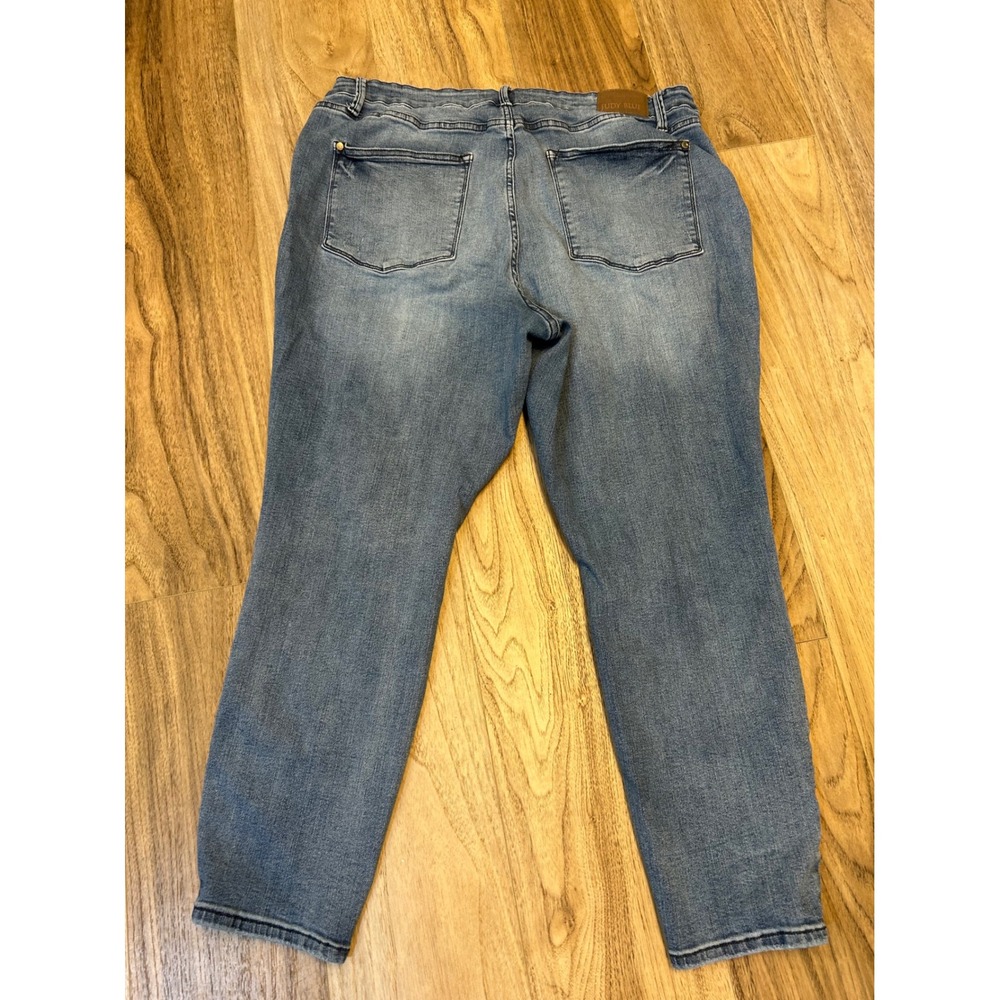 Judy Blue Skinny Fit Jeans Womens 22W Medium Wash Stretch Denim JB88679